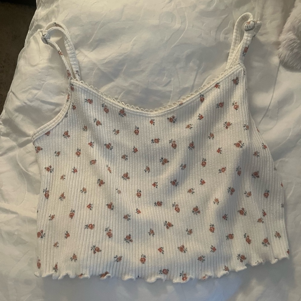 DISCONTINUED - Hollister Gilly Hicks White Floral Lounge Tank